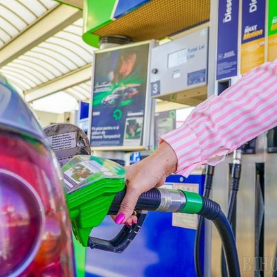 Prețul motorinei în Oradea a depășit 10 lei/litru, inclusiv la Petrom.
